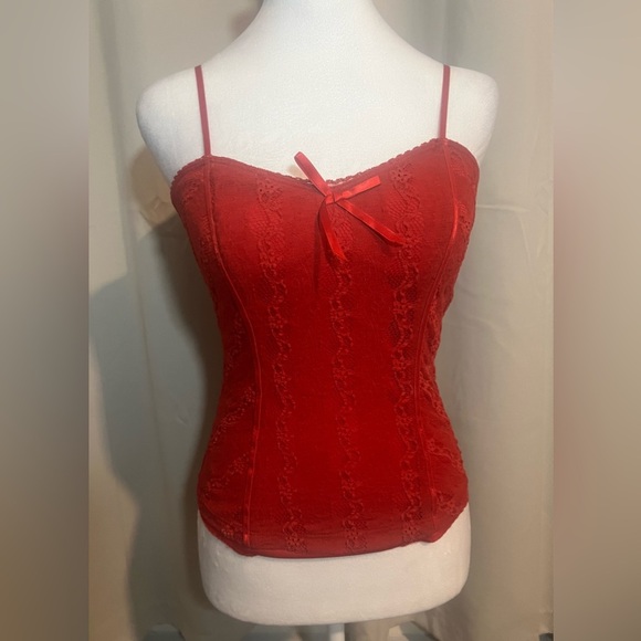 XoXo Collection Vintage Lined Lace Cami with BraTop - Picture 1 of 6